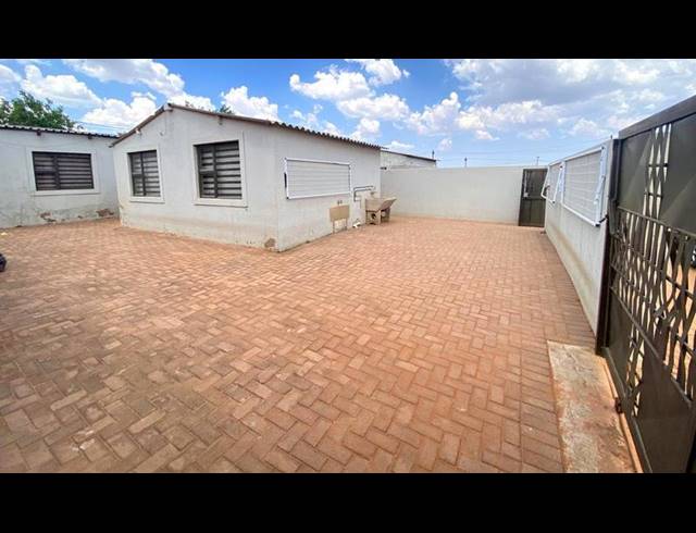 0 BEDROOM PROPERTY TO RENT IN BRAM FISCHERVILLE